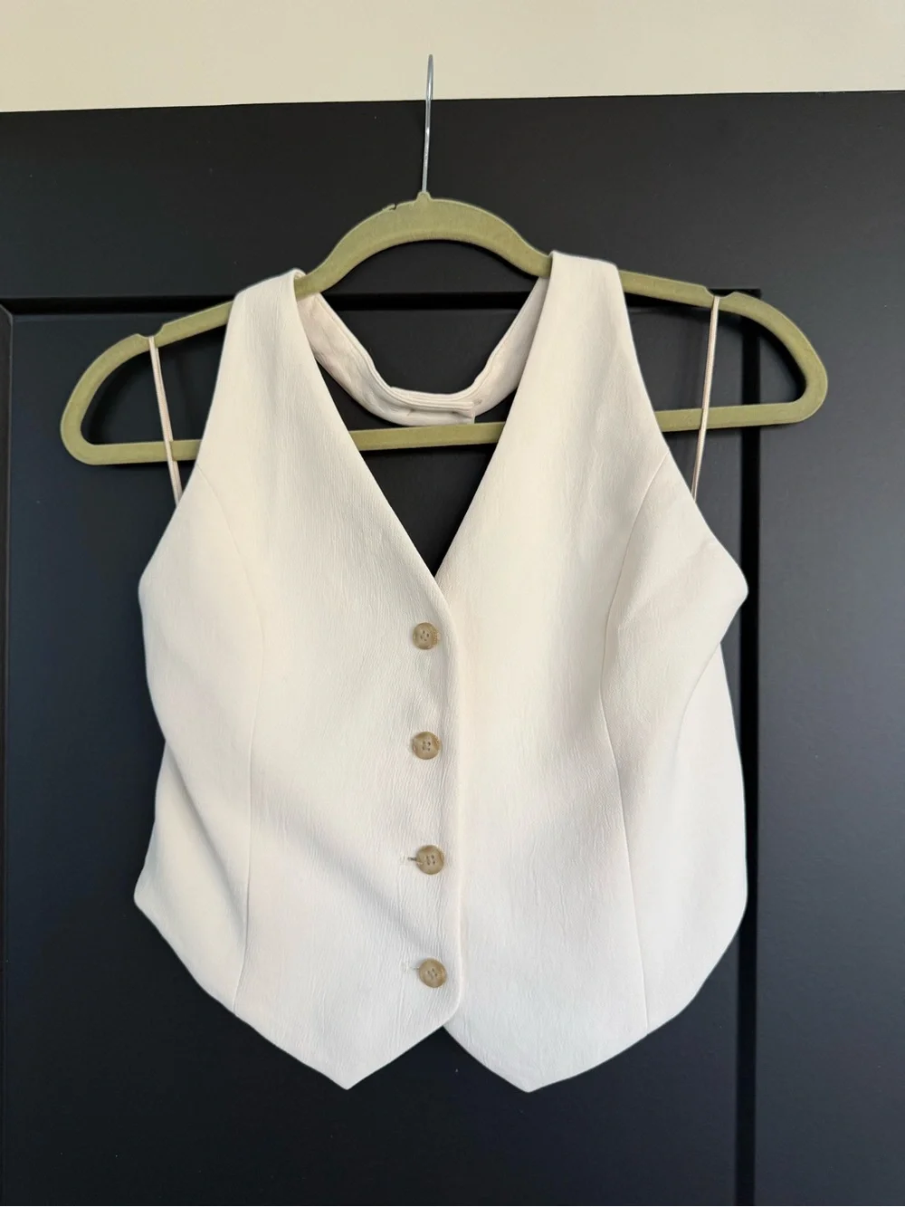 Aritzia Vito Vest in Birch White - size 8 - Picture 6 of 11